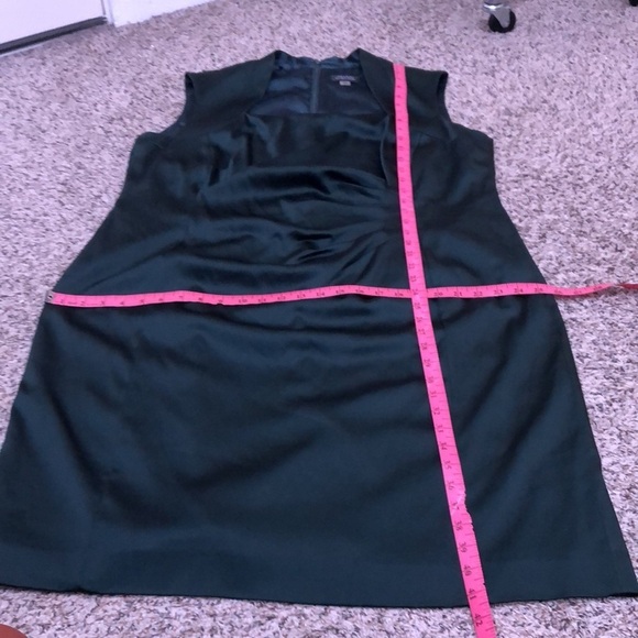 Tahari Sheath Dress Size 14W Dark Forest Green Ruched Side - Picture 9 of 9